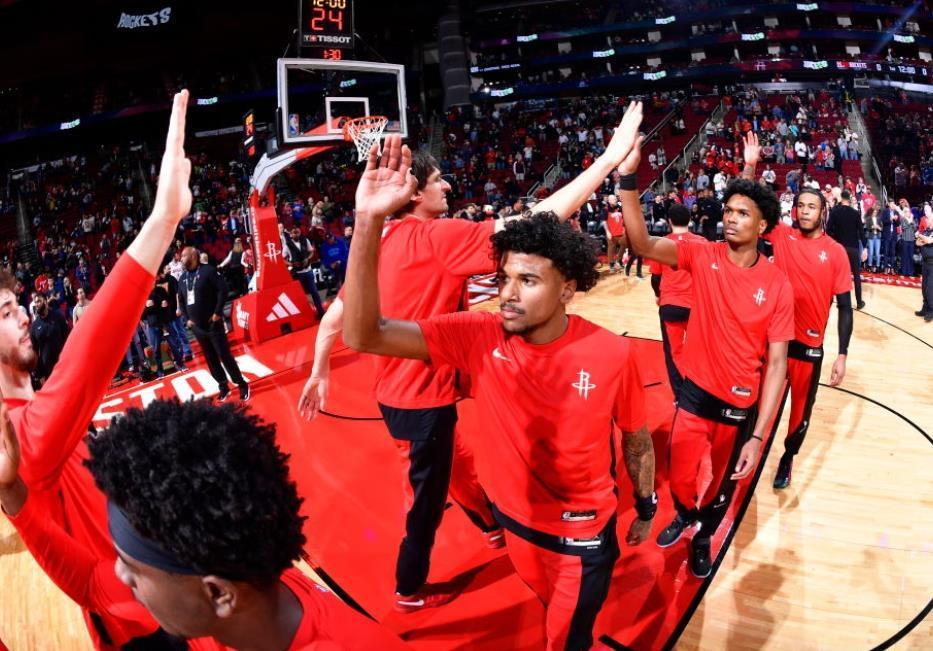 华体会官网-主动放弃643万！也要离开火箭队？感谢23岁新星，又为休城送大礼