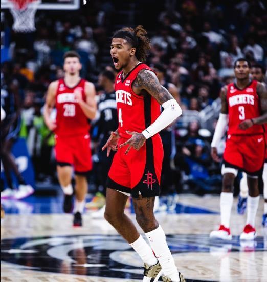 华体会官网-主动放弃643万！也要离开火箭队？感谢23岁新星，又为休城送大礼