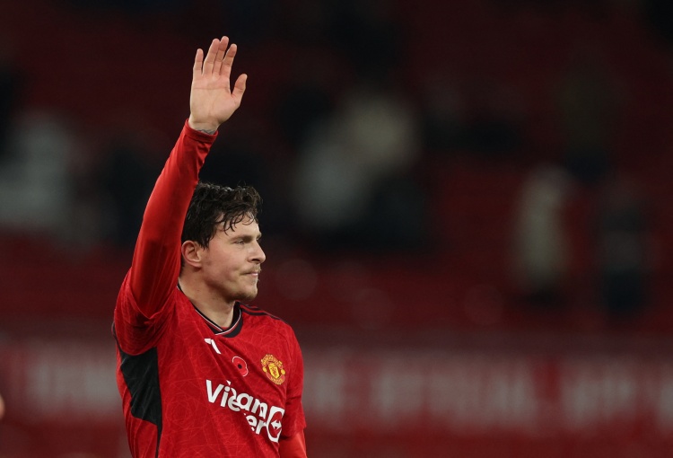 意媒：德赫亚在幕后推荐林德洛夫，佛罗伦萨准备为其送上报价