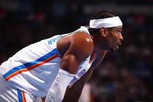 华体会官方网站-攻防无解！亚历山大首节6中5&amp;6罚5中砍15+2+2+1+2 带队41-27领先